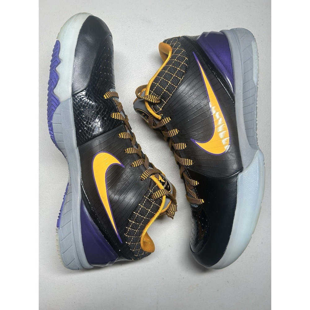 Nike Zoom Kobe 5 Playoff Carpe Diem 2019 Retro - Size 11 - AV6339 001 - PreOwned